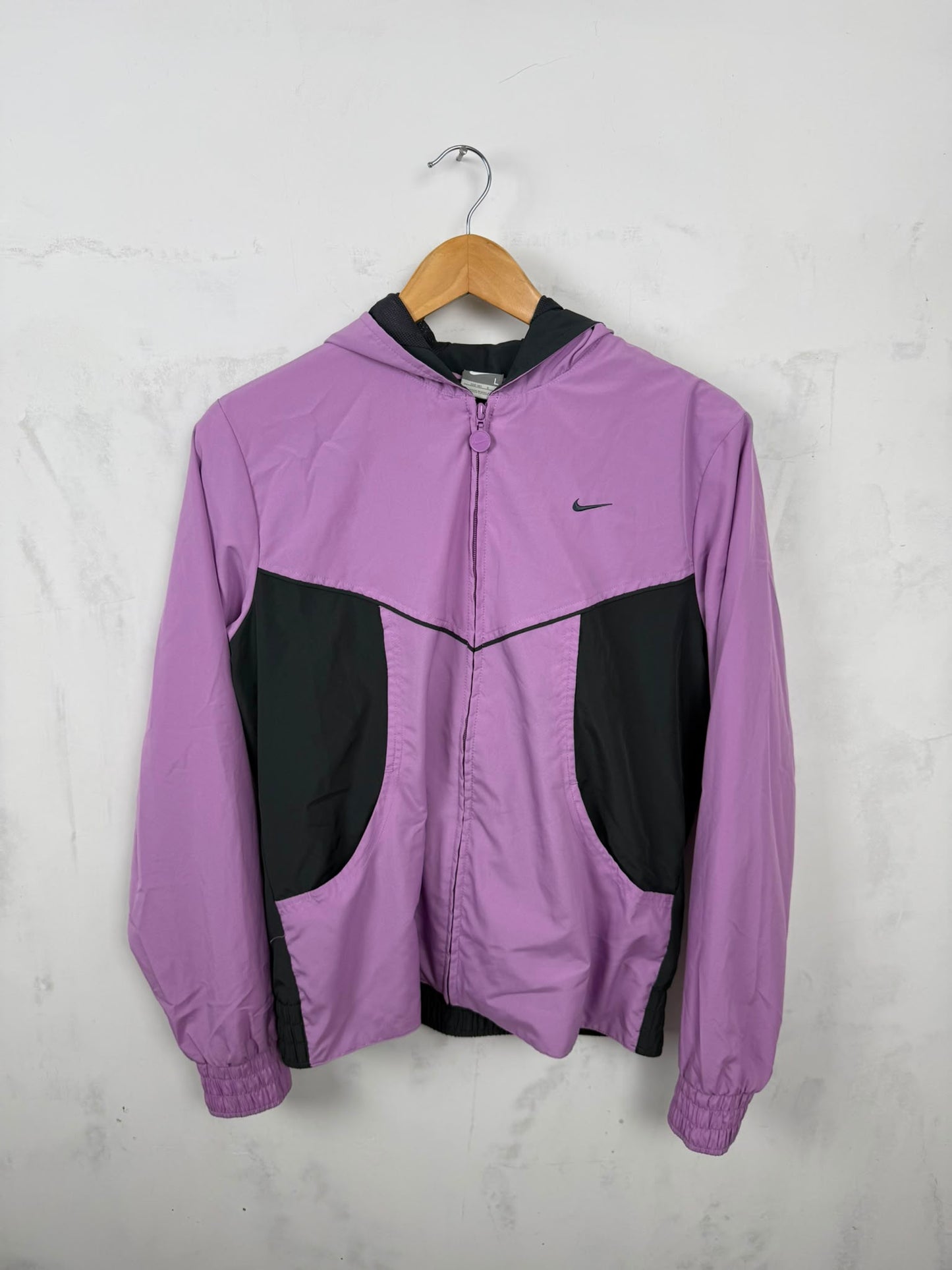 Nike Vintage Windbreaker Viola e Nero – Taglia L