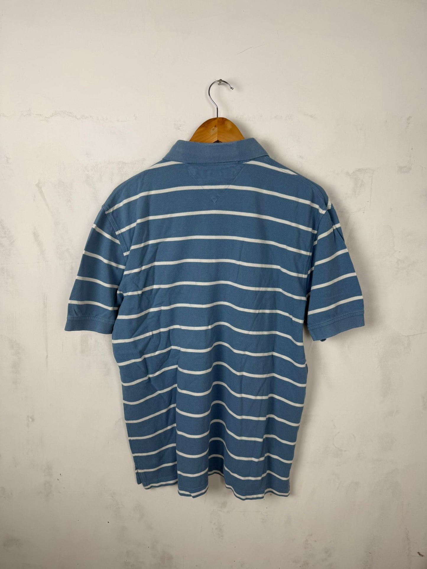 Tommy Hilfiger Polo a Righe Celeste Polvere e Bianche – L