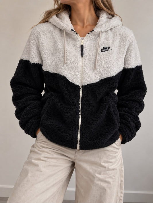Nike Sherpa Full Zip Color Block Bianco e Nero – Taglia S